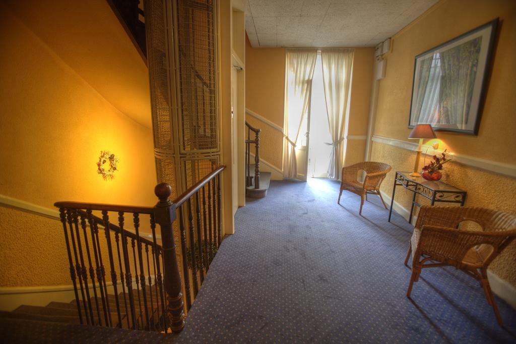 Hotel De Nevers Lourdes Exterior foto