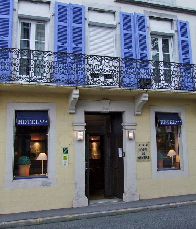 Hotel De Nevers Lourdes Exterior foto